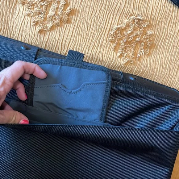 Targus Like New Laptop Case - Picture 6 of 7